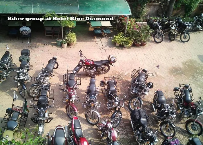 Blue Diamond Thamel Hotel 2*
