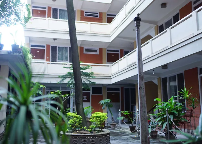 Blue Diamond Thamel Hotel