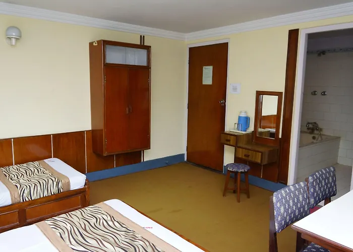 Blue Diamond Thamel Hotel 2*