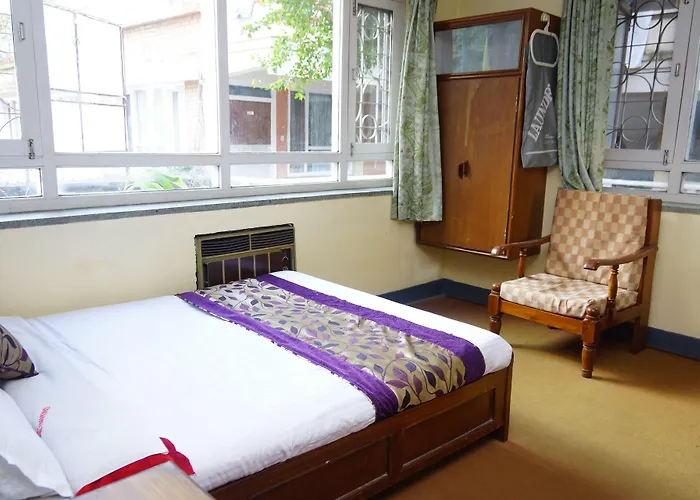 Blue Diamond Thamel Hotel 2*