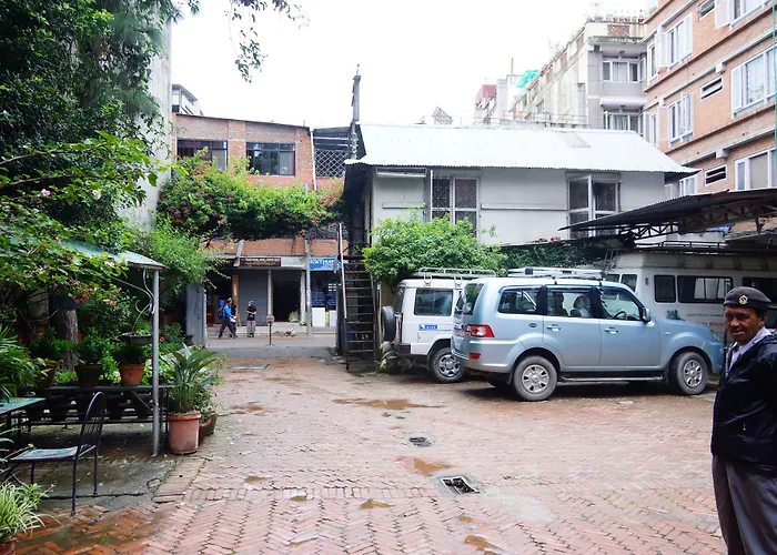 Blue Diamond Thamel Hotel